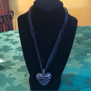Black heart necklace